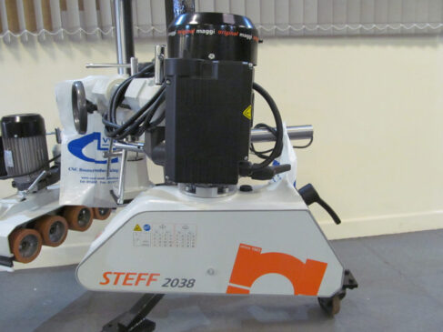 Steff 2034 4 speed 3 roller power feed unit